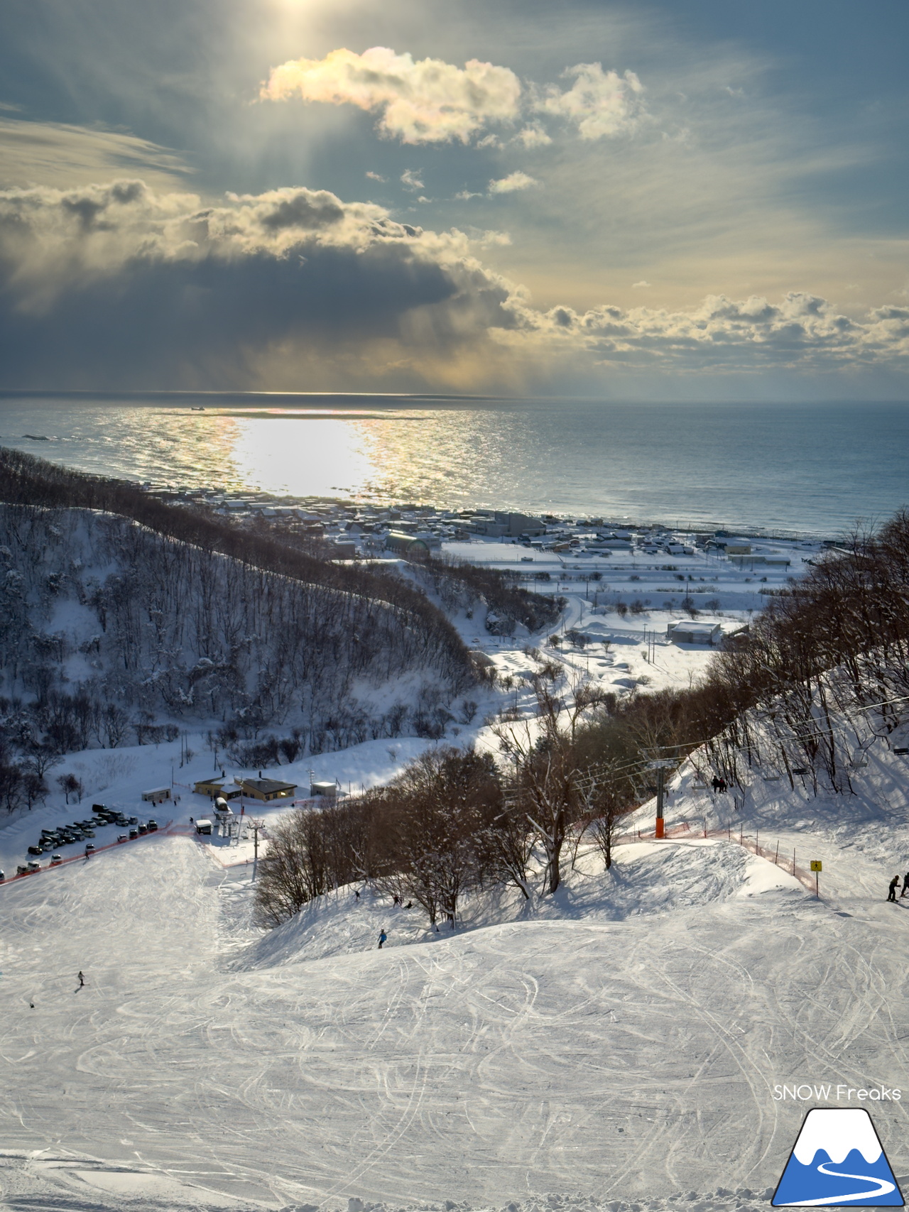 小平町望洋台スキー場｜晴れた日の午後。夕景を眺めながら、まったり滑るのが最高なローカルゲレンデ。